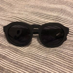 Matte Black Diff Sunglasses